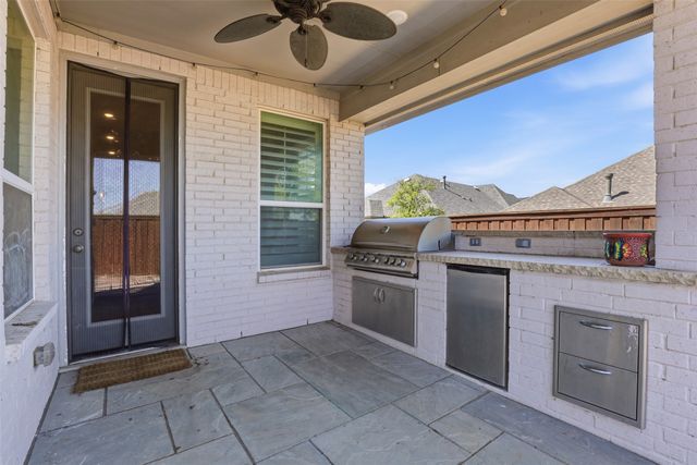 2009 Crescent Street, Fort Worth, TX 76008