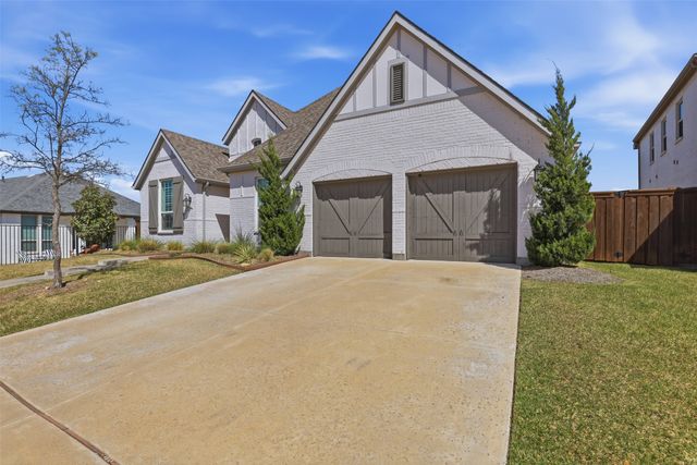 2009 Crescent Street, Fort Worth, TX 76008