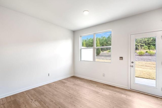 420 Point Place Drive, Loganville, GA 30052