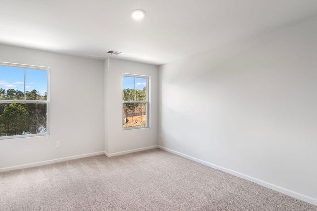 420 Point Place Drive, Loganville, GA 30052