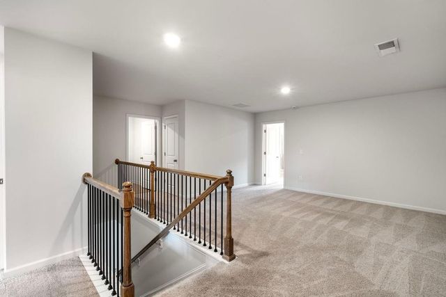 420 Point Place Drive, Loganville, GA 30052