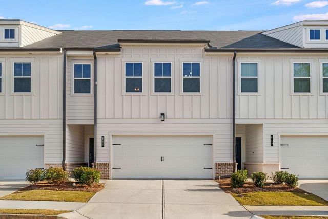 420 Point Place Drive, Loganville, GA 30052