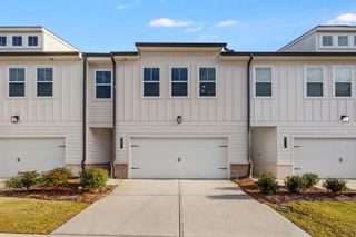 420 Point Place Drive, Loganville, GA 30052