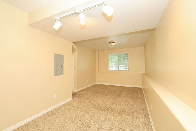 5529 S HARVEY HTS, Taylorsville, UT 84118