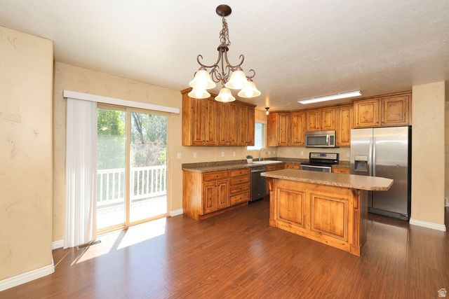 5529 S HARVEY HTS, Taylorsville, UT 84118