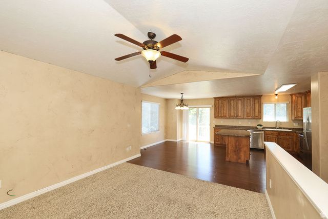 5529 S HARVEY HTS, Taylorsville, UT 84118