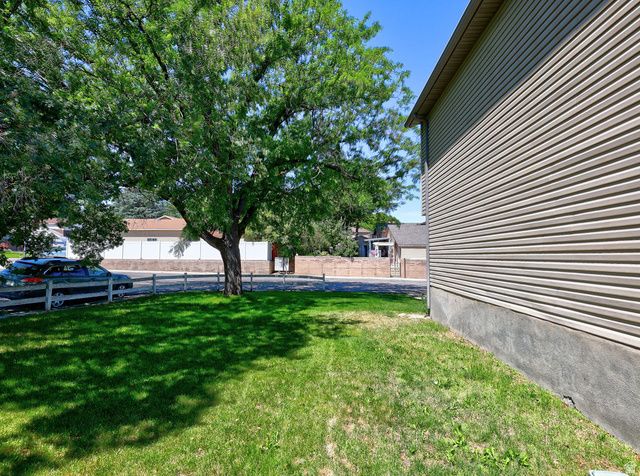 5529 S HARVEY HTS, Taylorsville, UT 84118