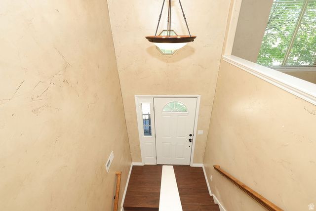 5529 S HARVEY HTS, Taylorsville, UT 84118