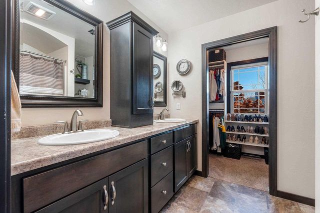 N9027 LILAC ROAD, Menasha, WI 54952