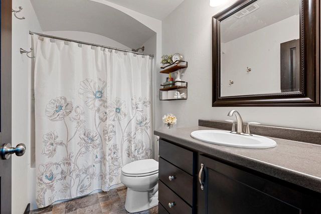 N9027 LILAC ROAD, Menasha, WI 54952