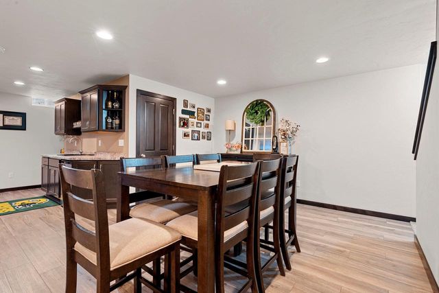 N9027 LILAC ROAD, Menasha, WI 54952