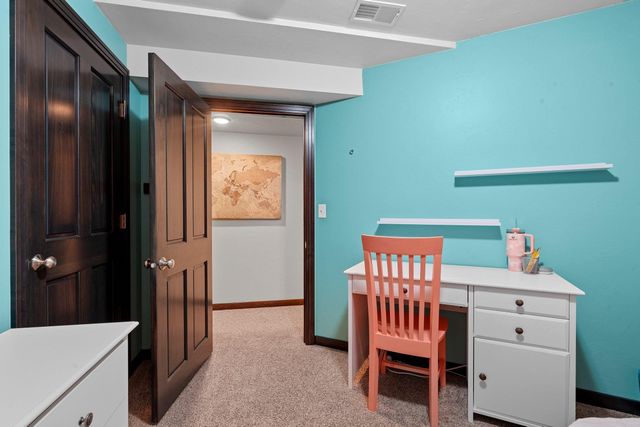 N9027 LILAC ROAD, Menasha, WI 54952