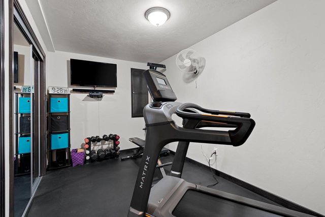 N9027 LILAC ROAD, Menasha, WI 54952