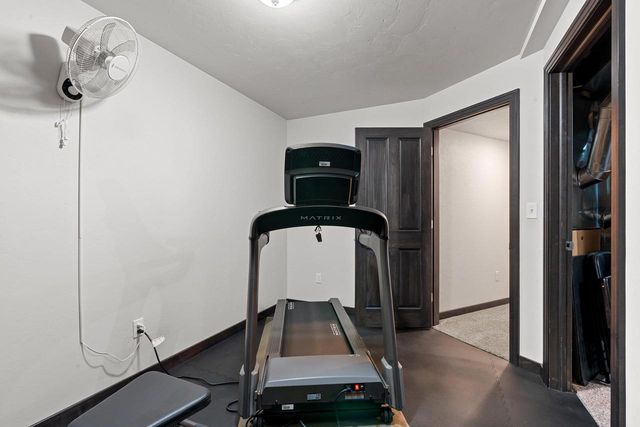 N9027 LILAC ROAD, Menasha, WI 54952