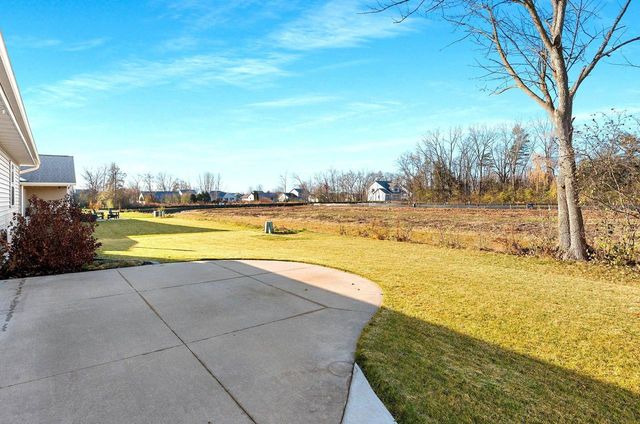 N9027 LILAC ROAD, Menasha, WI 54952