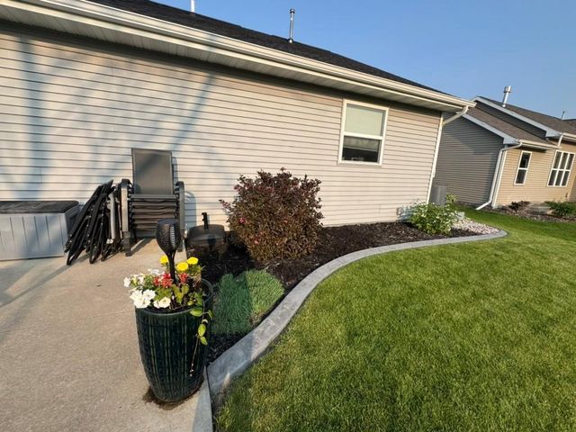 N9027 LILAC ROAD, Menasha, WI 54952