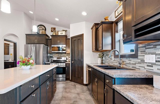 N9027 LILAC ROAD, Menasha, WI 54952