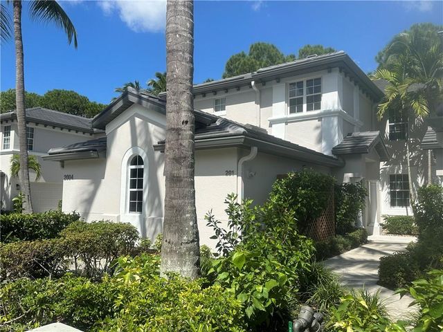 2004 Tarpon Bay DR N 201, Naples, FL 34119