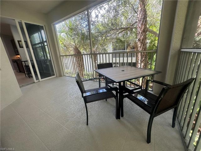 2004 Tarpon Bay DR N 201, Naples, FL 34119