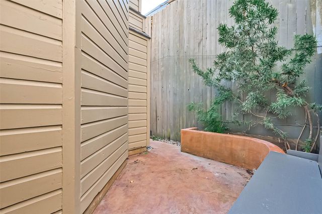 926 Heights Boulevard, Houston, TX 77008