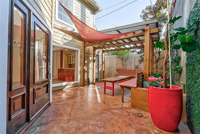 926 Heights Boulevard, Houston, TX 77008