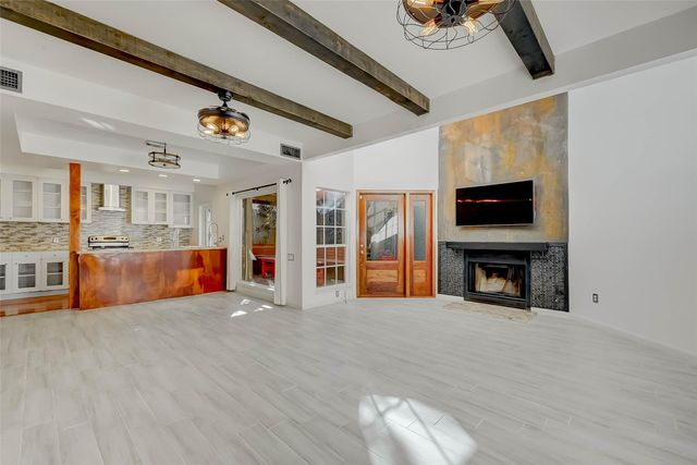 926 Heights Boulevard, Houston, TX 77008