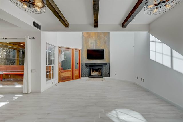 926 Heights Boulevard, Houston, TX 77008