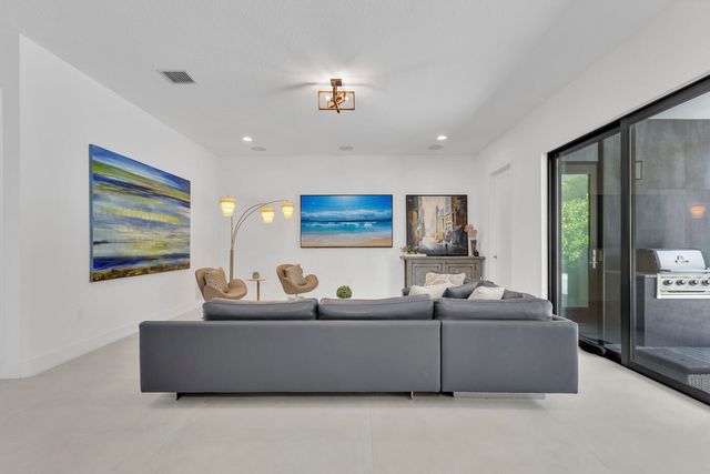 17347 Sparkling River Road, Boca Raton, FL 33496