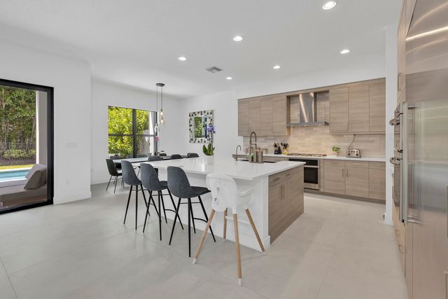 17347 Sparkling River Road, Boca Raton, FL 33496