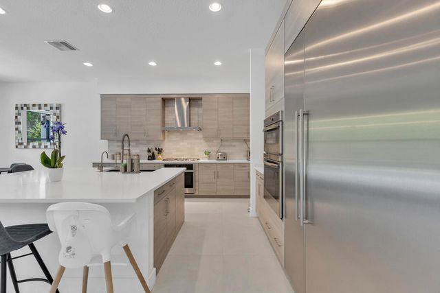 17347 Sparkling River Road, Boca Raton, FL 33496