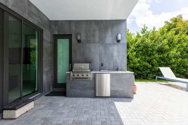 17347 Sparkling River Road, Boca Raton, FL 33496