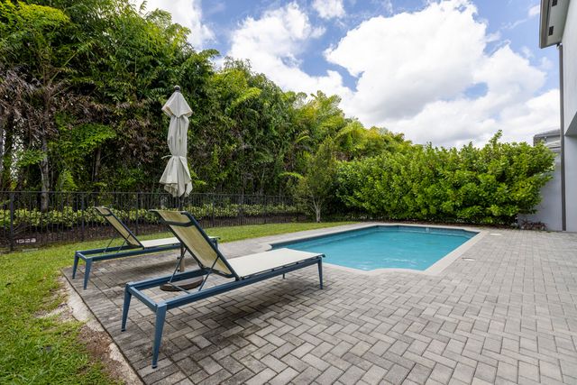 17347 Sparkling River Road, Boca Raton, FL 33496