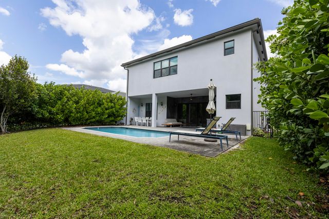 17347 Sparkling River Road, Boca Raton, FL 33496