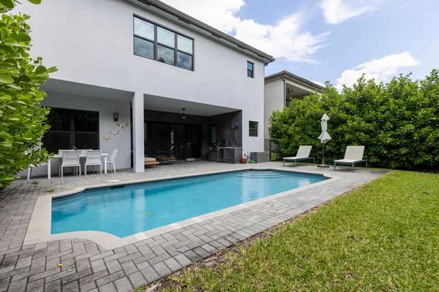 17347 Sparkling River Road, Boca Raton, FL 33496