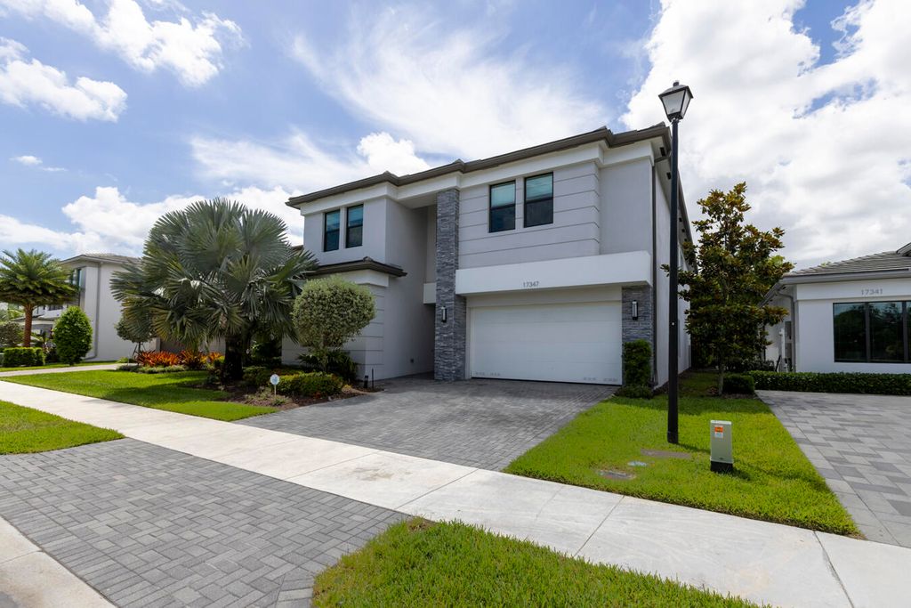 17347 Sparkling River Road, Boca Raton, FL 33496