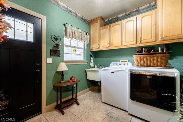 22800 N River RD, Alva, FL 33920
