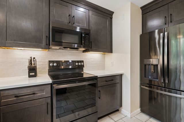 205 Brattlesboro Pl, Nashville, TN 37204