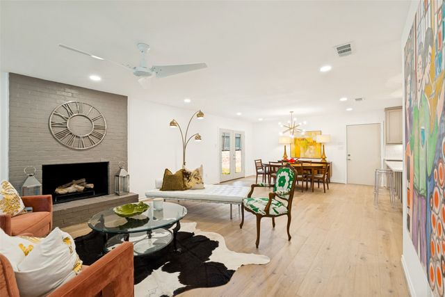 10431 Clary, Dallas, TX 75218