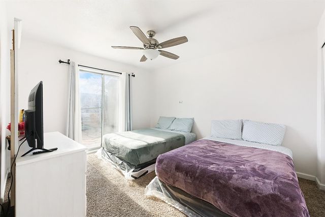 724 Santa Ana Ave, Sacramento, CA 95838