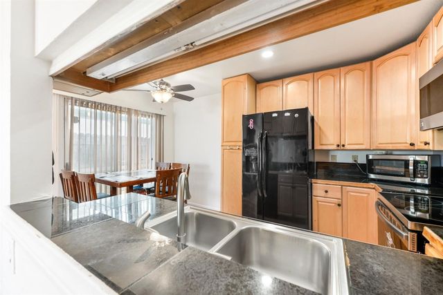 724 Santa Ana Ave, Sacramento, CA 95838