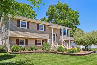 114 Outboard Avenue, Manahawkin, NJ 08050