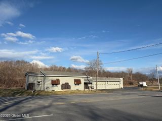 3304 Amsterdam Road, Schenectady, NY 12302