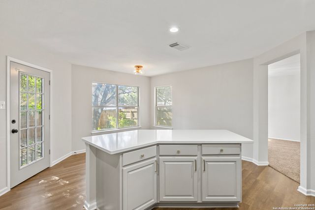 2422 Gem Oak, San Antonio, TX 78232