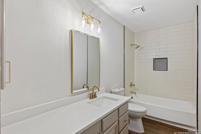 2422 Gem Oak, San Antonio, TX 78232