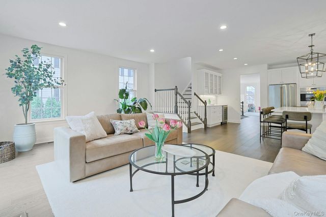 57 Dennis Lane, Pleasantville, NY 10570