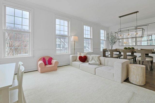 57 Dennis Lane, Pleasantville, NY 10570