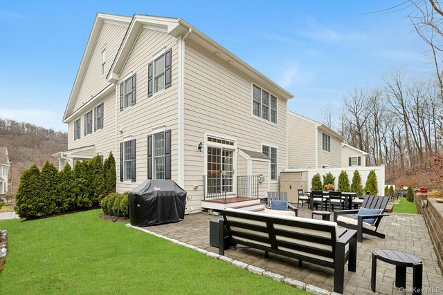 57 Dennis Lane, Pleasantville, NY 10570