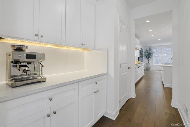 57 Dennis Lane, Pleasantville, NY 10570