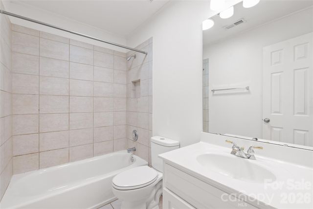 17125 Laurel Walk Court, Charlotte, NC 28277