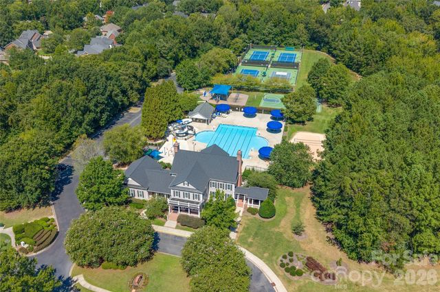 17125 Laurel Walk Court, Charlotte, NC 28277
